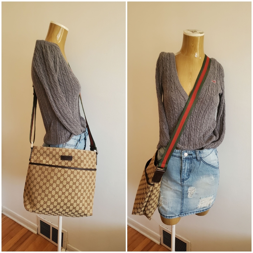GUCCI GG Canvas Web Messenger Bag